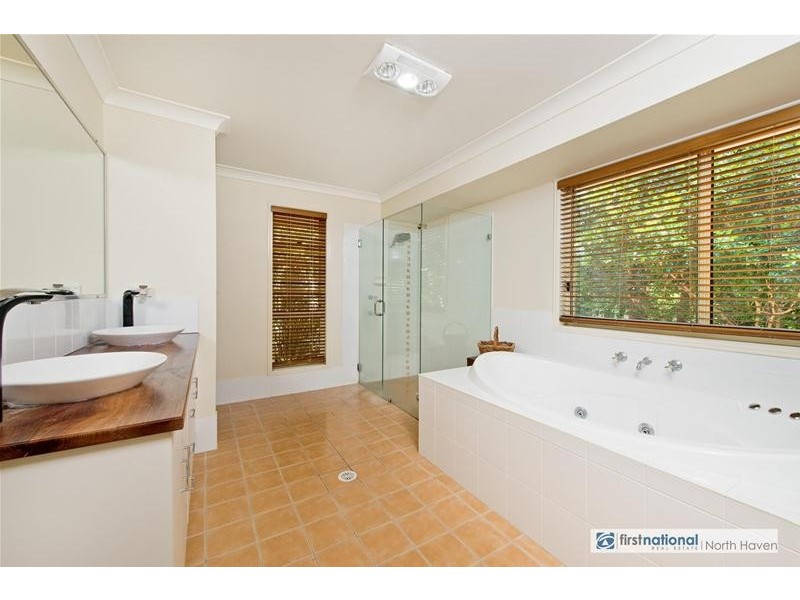 3 Ferntree Court, Kew NSW 2439