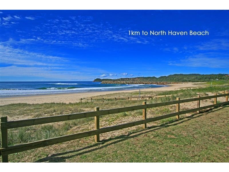 32 Murson Crescent, North Haven NSW 2443