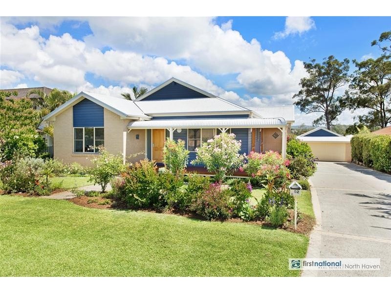 52 Kendall Crescent, Bonny Hills NSW 2445
