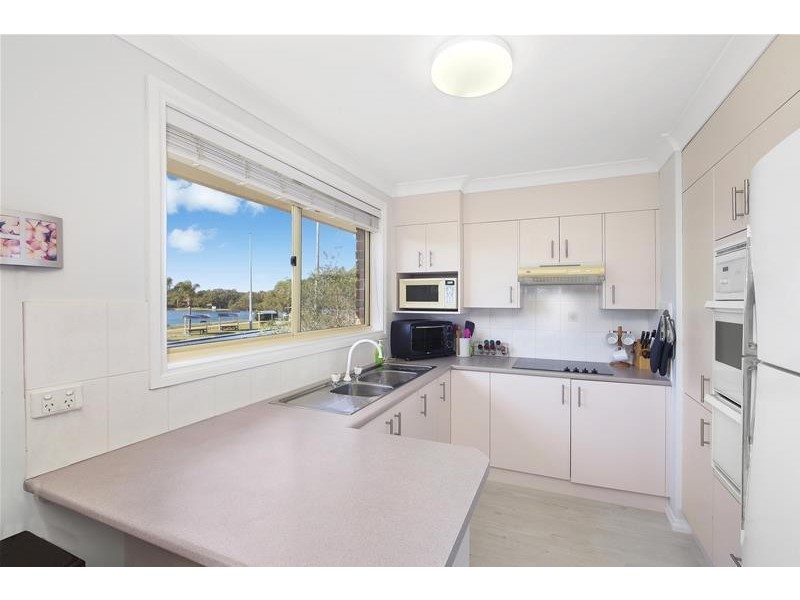 5/1 Lake Street, Laurieton NSW 2443