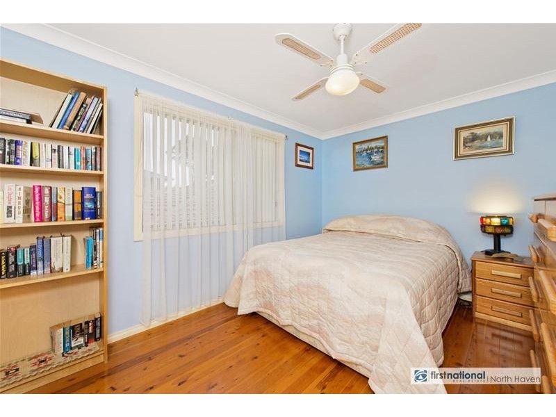 8 The Parade, North Haven NSW 2443