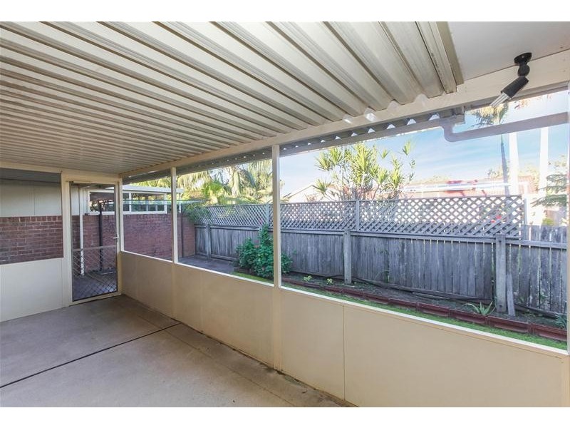 2/3 Lauren Close, North Haven NSW 2443