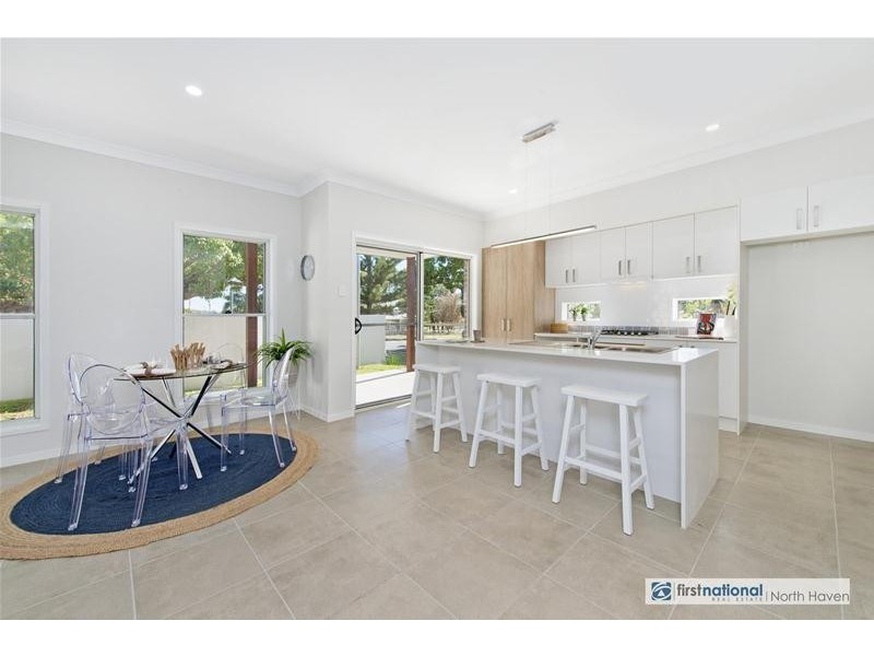 1/8 Laurie Street, Laurieton NSW 2443