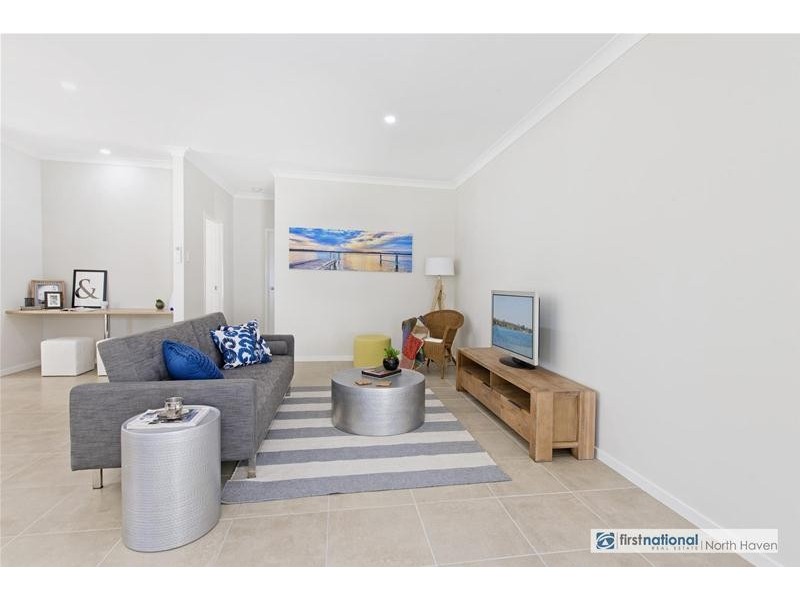 1/8 Laurie Street, Laurieton NSW 2443