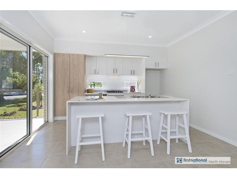 1/8 Laurie Street, Laurieton NSW 2443