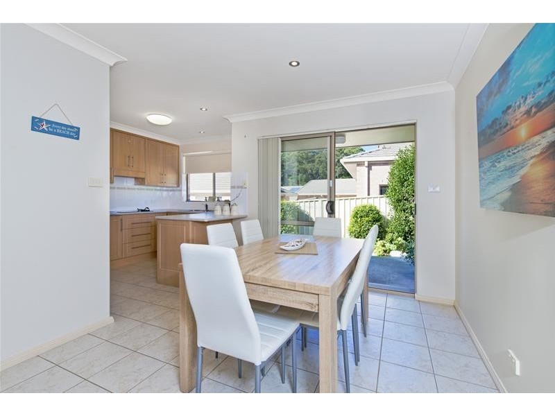 2/6 Reliance Crescent, Laurieton NSW 2443