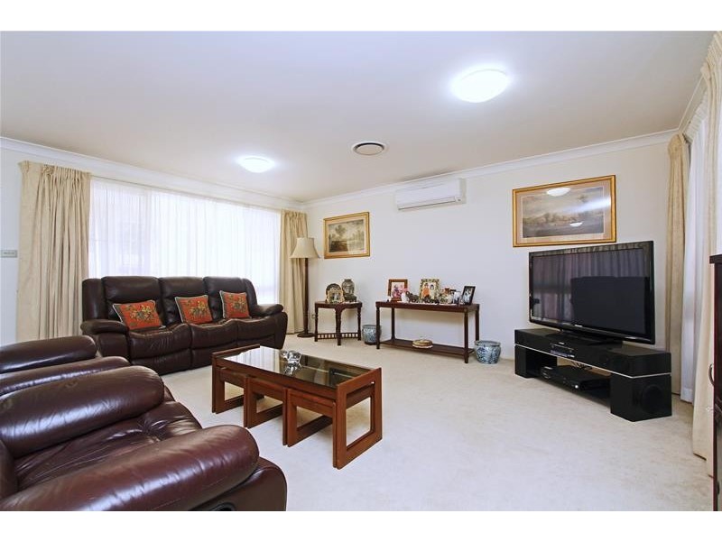 5 Scarborough Way, Dunbogan NSW 2443