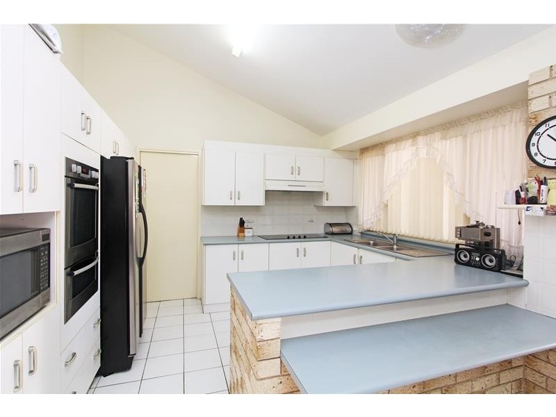 5 Scarborough Way, Dunbogan NSW 2443