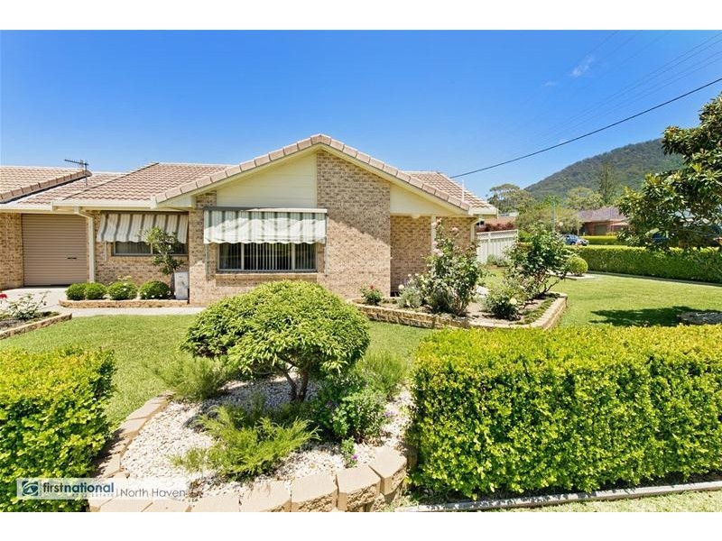 3/2B Tunis Street, Laurieton NSW 2443