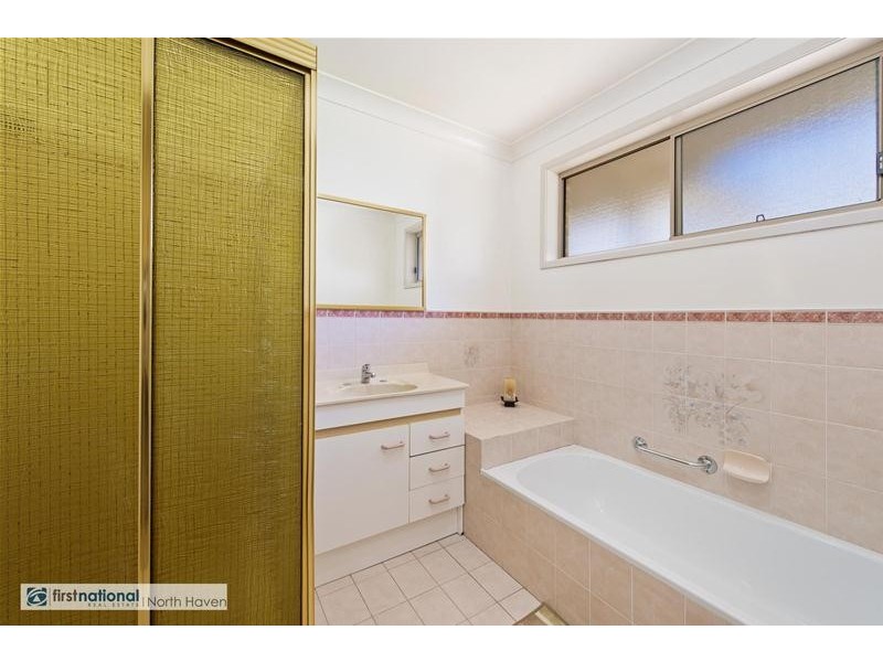 3/2B Tunis Street, Laurieton NSW 2443