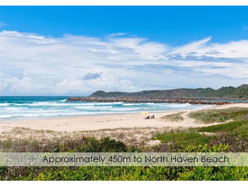 16 Ocean Street, North Haven NSW 2443