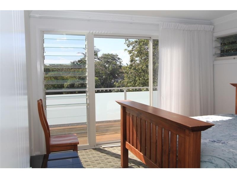 10 Koribah Avenue, Lake Cathie NSW 2445