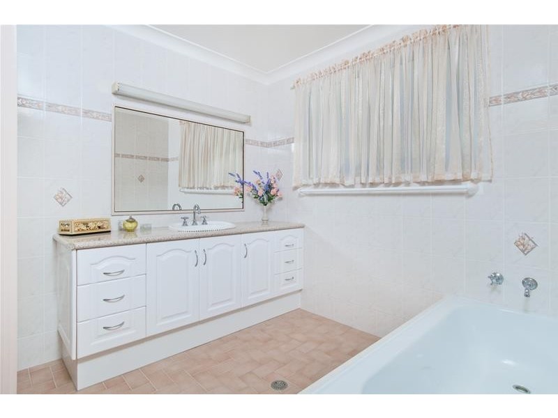 371 Ocean Drive, Laurieton NSW 2443