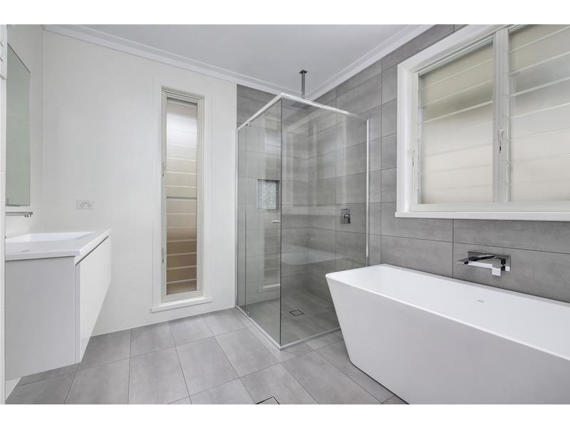 5 Ella Close, Bonny Hills NSW 2445