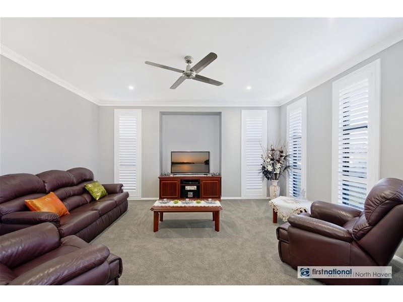 53 Flinders Drive, Laurieton NSW 2443