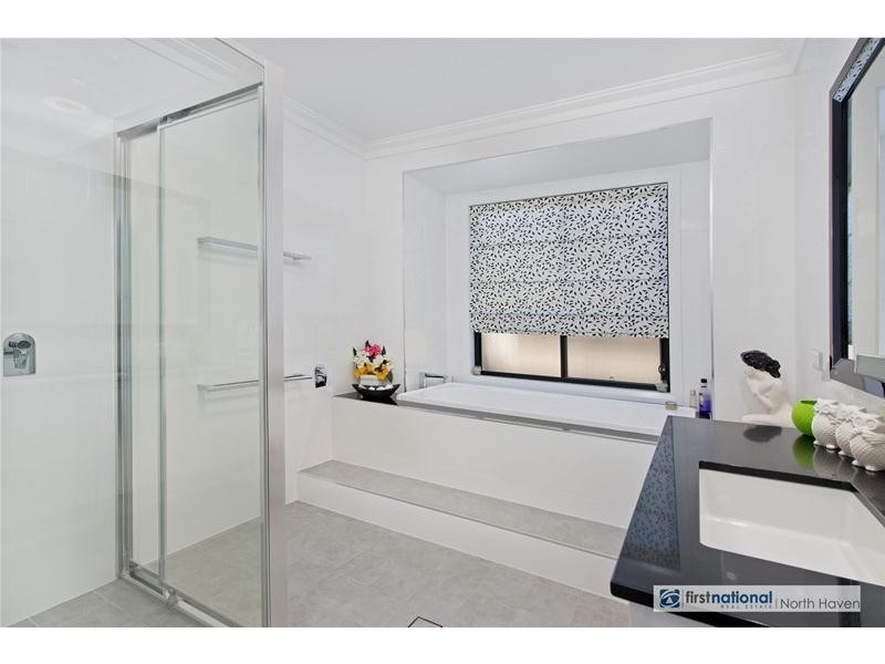 53 Flinders Drive, Laurieton NSW 2443