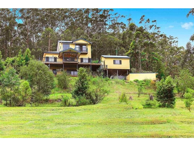 332 Long Point Drive, Lake Cathie NSW 2445