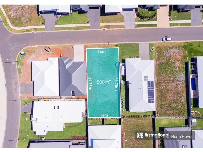 21 Aquarius Avenue, Lake Cathie NSW 2445