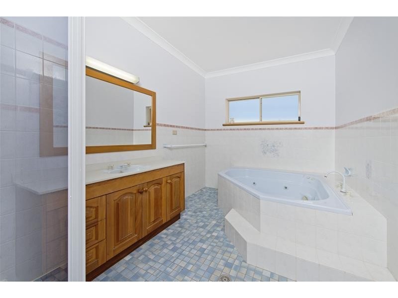 5 Seltin Glen, Laurieton NSW 2443