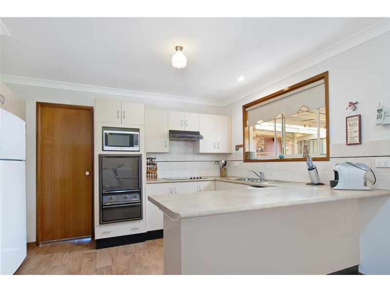 5 Glen Close, North Haven NSW 2443