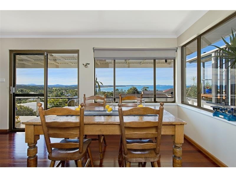 16 Seaview Street, Bonny Hills NSW 2445