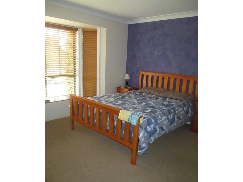 6 Dampier Court, Lake Cathie NSW 2445