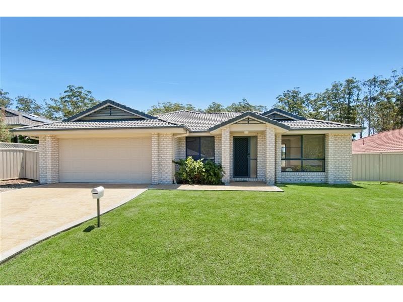 8 Wren Close, Laurieton NSW 2443