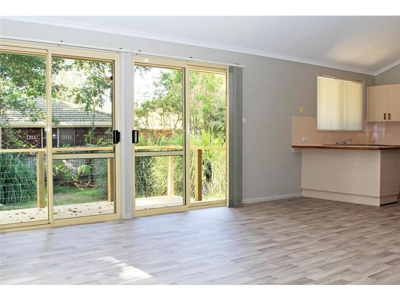 43 Fiona  Crescent, Lake Cathie NSW 2445