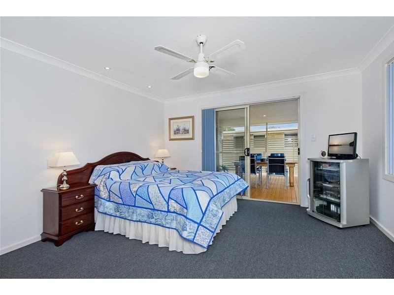 36 The Parade, North Haven NSW 2443