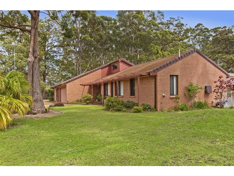 1 Seltin Glen, Laurieton NSW 2443