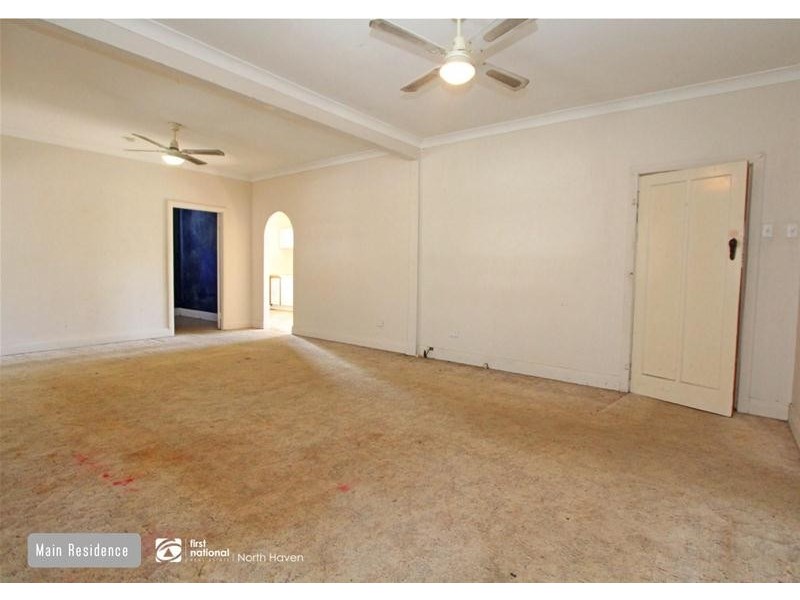 513-515 Ocean  Drive, North Haven NSW 2443