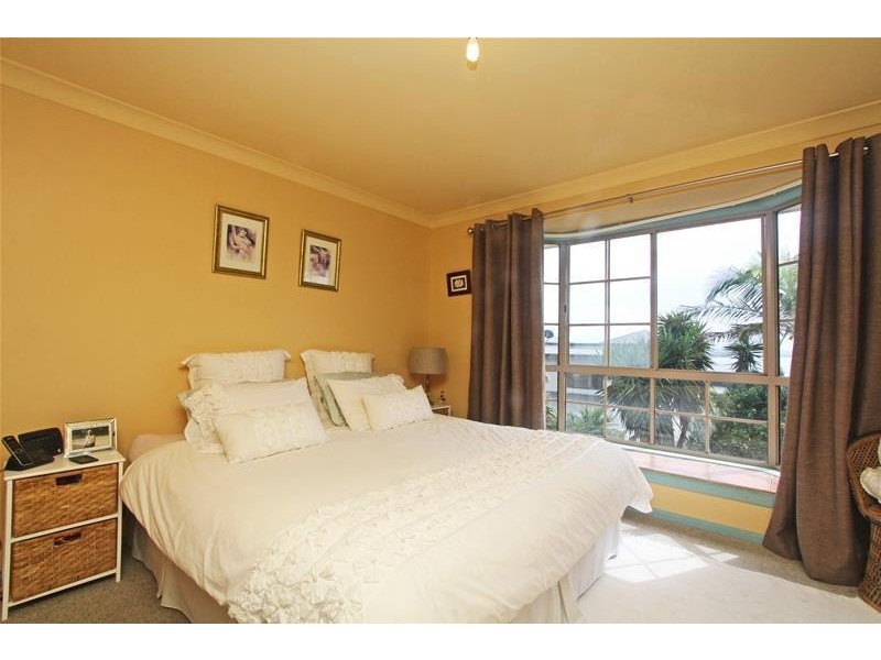 10 Skyline Place, Bonny Hills NSW 2445