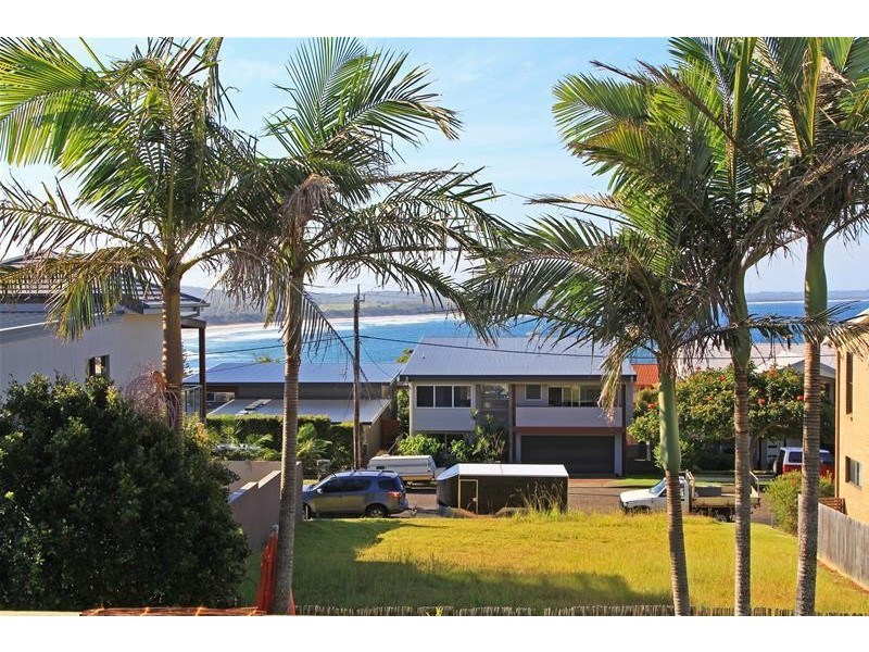 10 Skyline Place, Bonny Hills NSW 2445