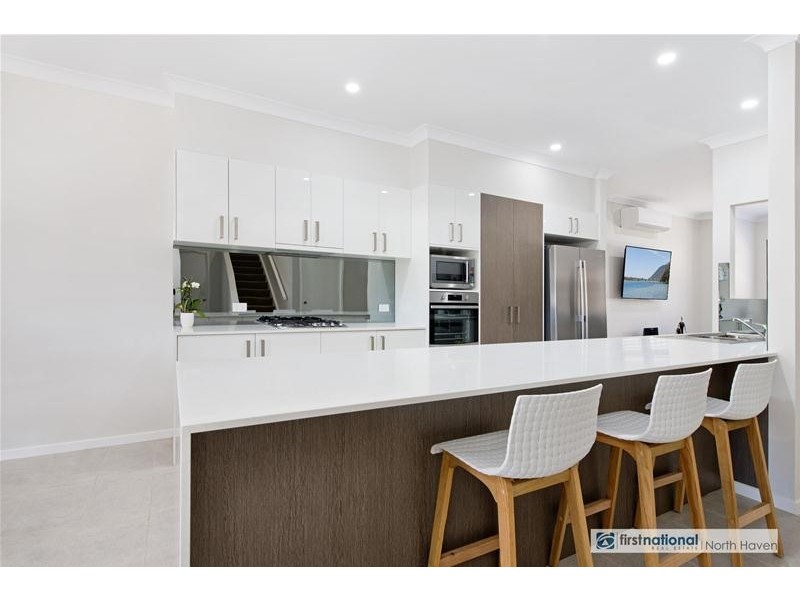 3/8 Laurie Street, Laurieton NSW 2443