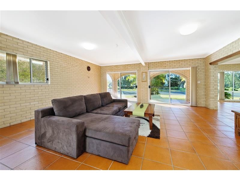 18 Camden Head Road, Dunbogan NSW 2443