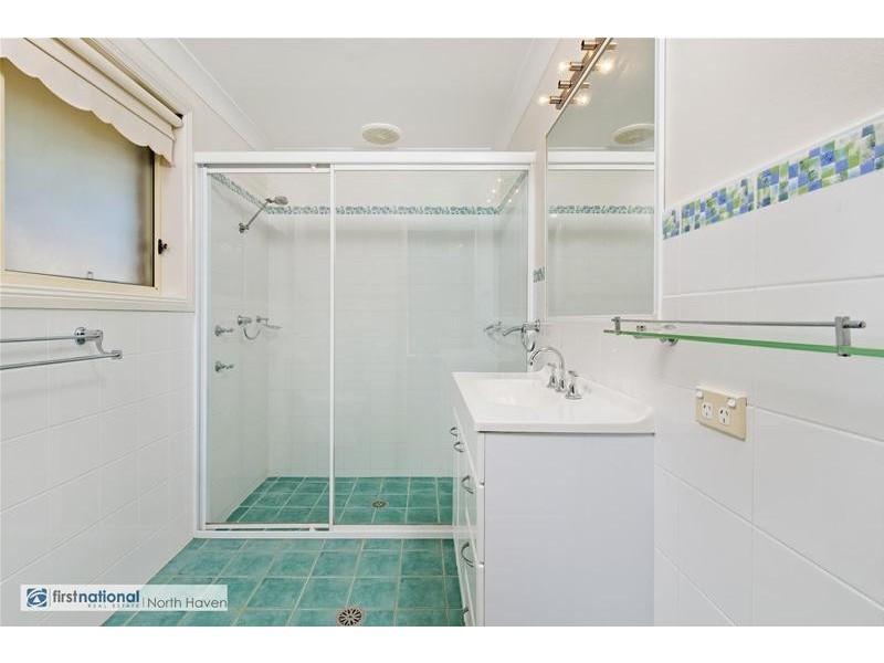 60 Scarborough Way, Dunbogan NSW 2443