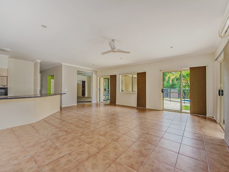 15 Montville Court, Varsity Lakes QLD 4227