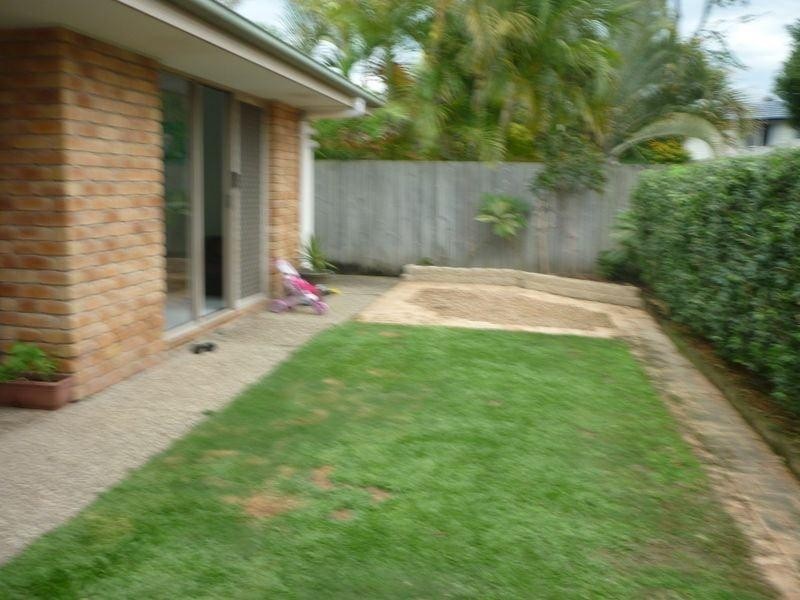 10 Vancouver Street, Robina QLD 4226