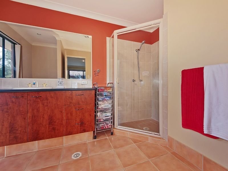 42 Parkmeadows Court, Bonogin QLD 4213