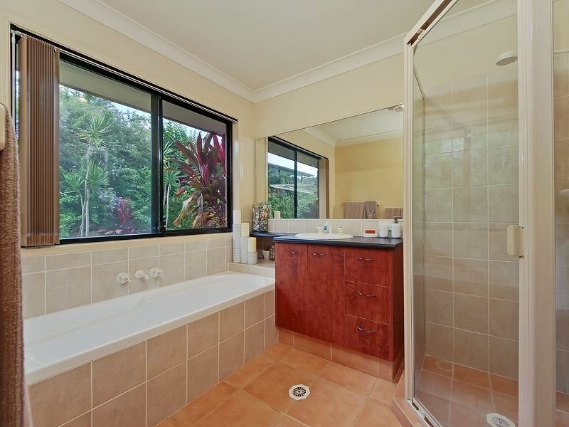 42 Parkmeadows Court, Bonogin QLD 4213