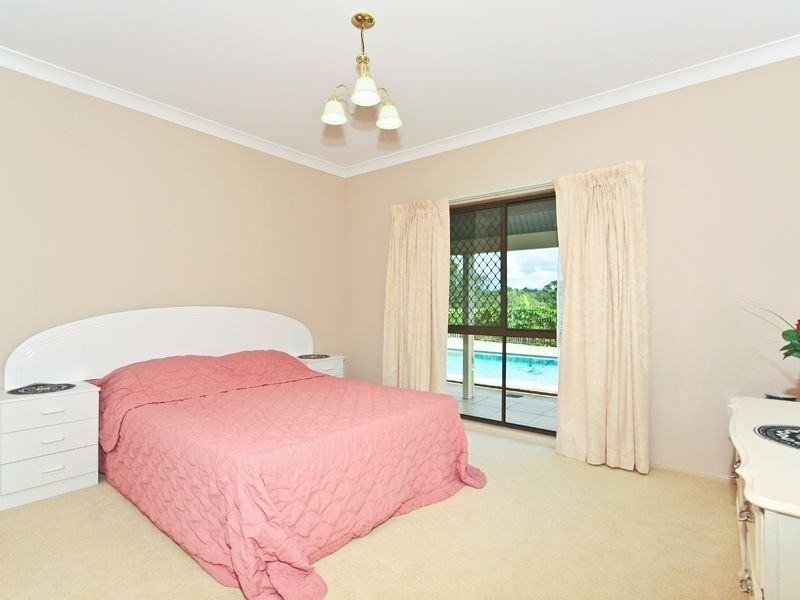 1 Imfeld Court, Tallai QLD 4213