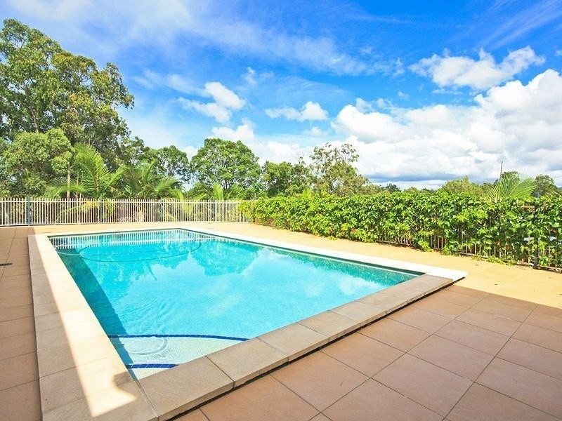 1 Imfeld Court, Tallai QLD 4213