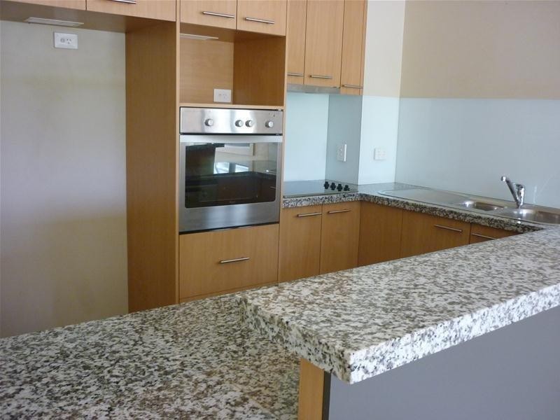 12/501 North Hill Drive, Robina QLD 4226