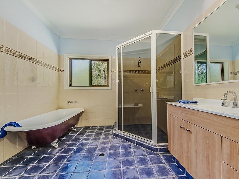 303 San Fernando  Drive, Worongary QLD 4213