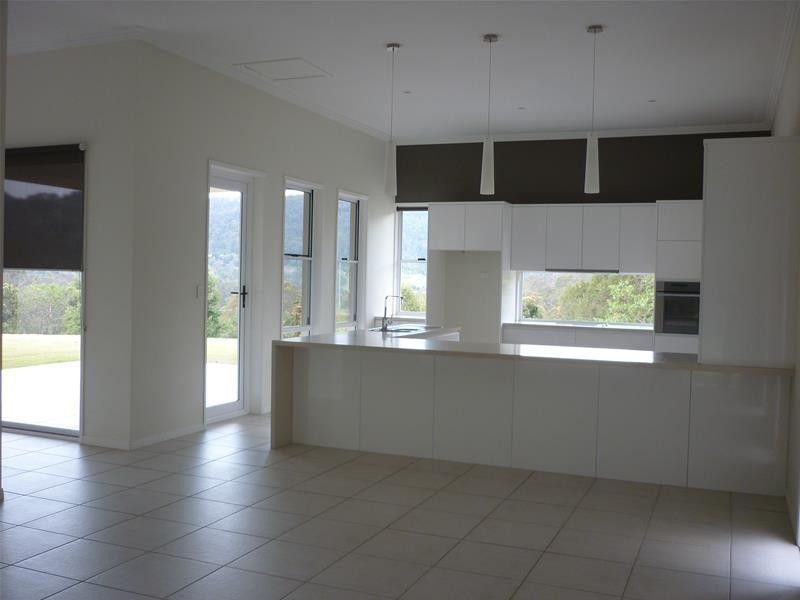 2 Ironbark Court, Wongawallan QLD 4210