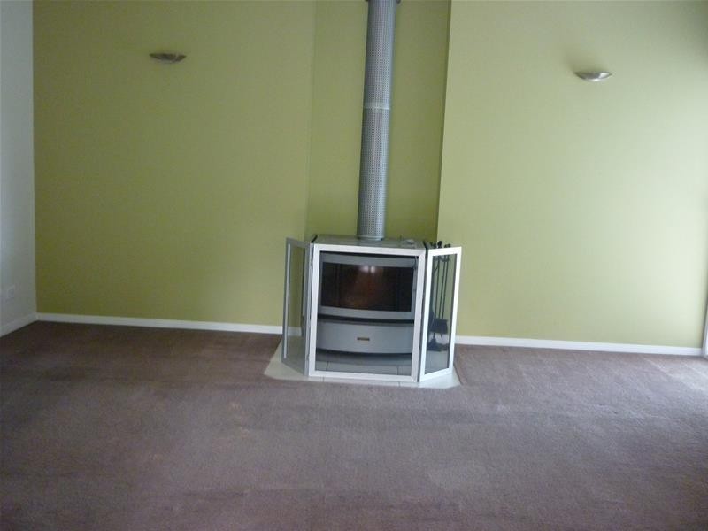 2 Ironbark Court, Wongawallan QLD 4210