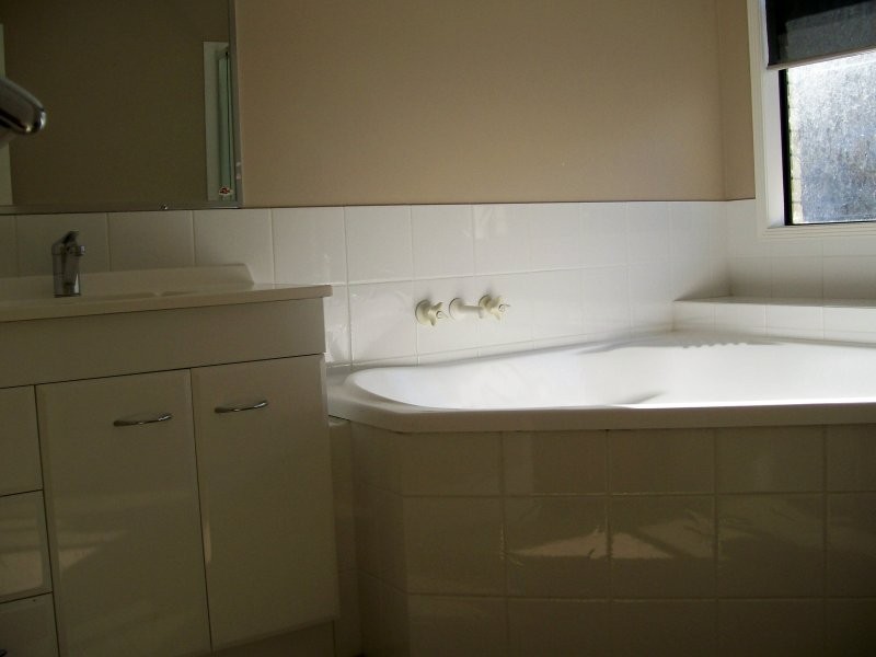 19 Yaldara Street, Pacific Pines QLD 4211