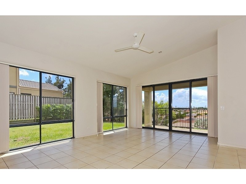 25 Prospect Court, Robina QLD 4226