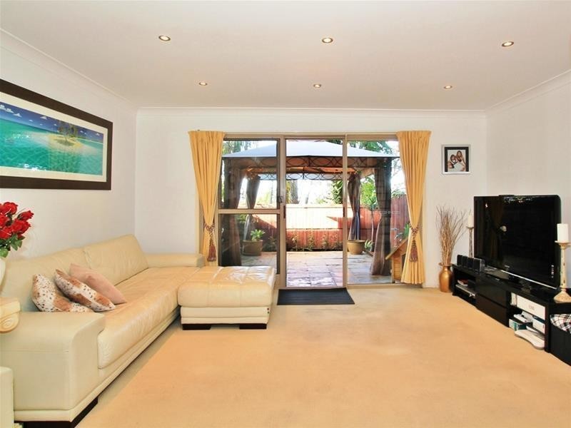 7/4 Sherwood Close, Mudgeeraba QLD 4213