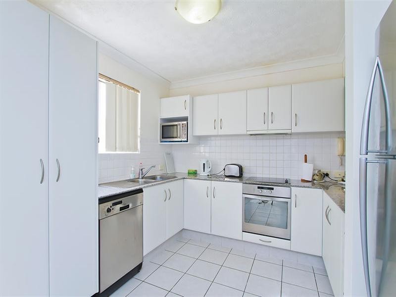 33/12 Promenade Avenue, Robina QLD 4226